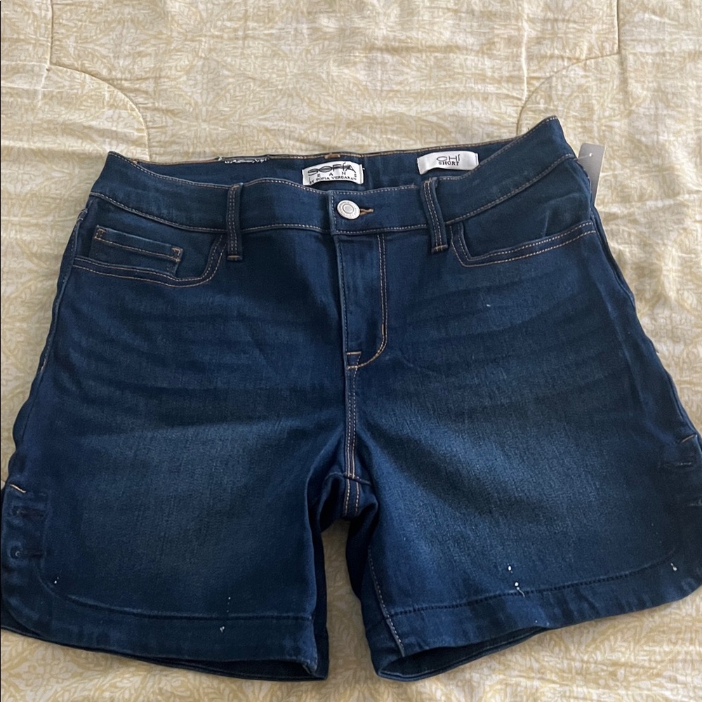 Sofia Vergara  Dark Blue Jean Shorts